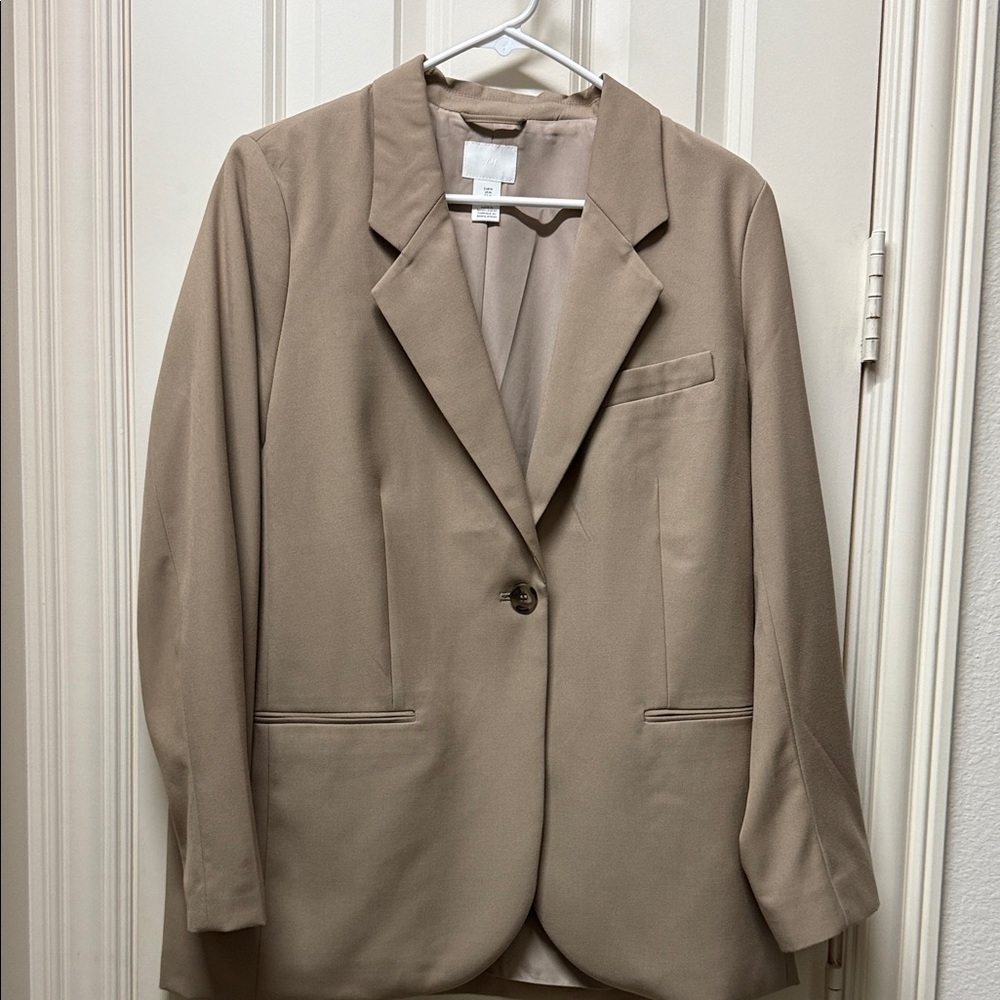 H&M Classic Tan Women's Blazer size medium